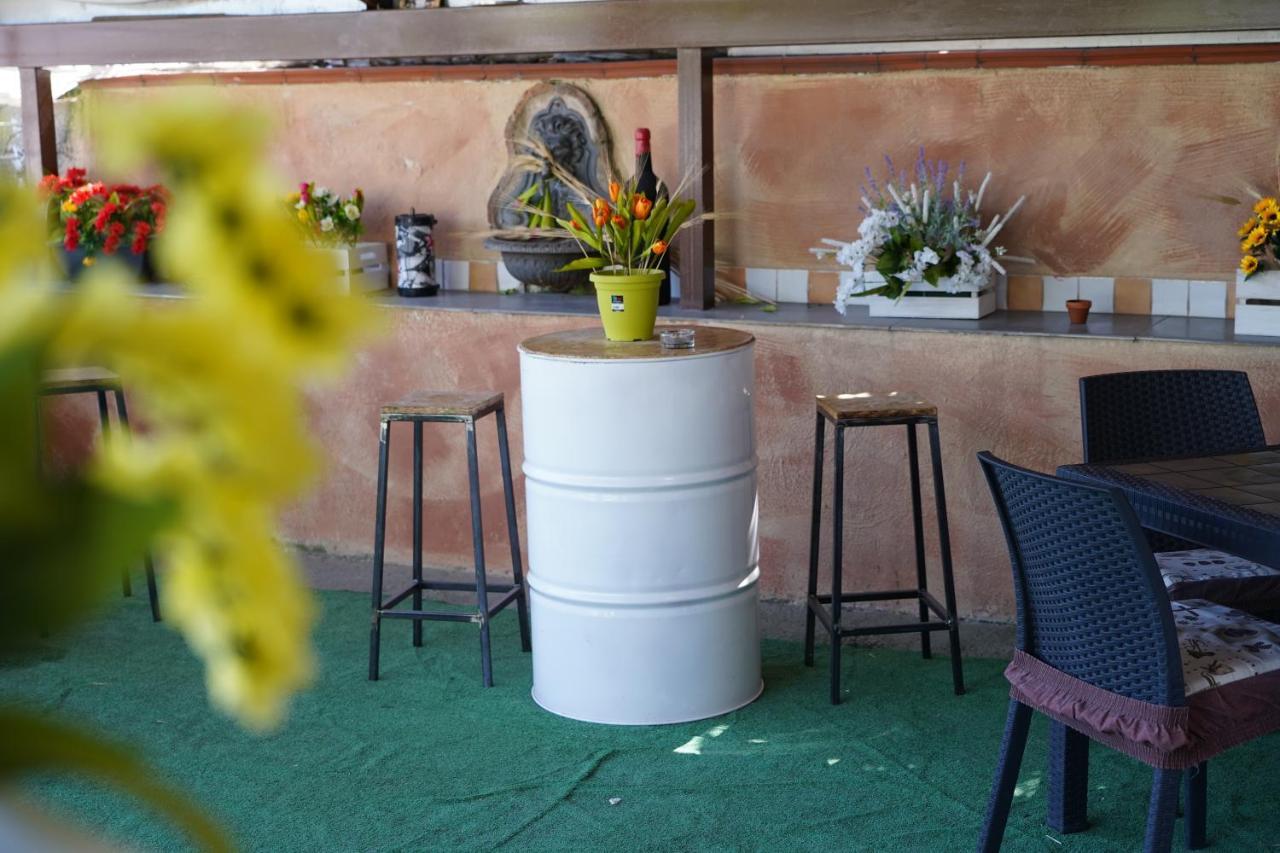 B&B Ciro Pompeji Exteriör bild